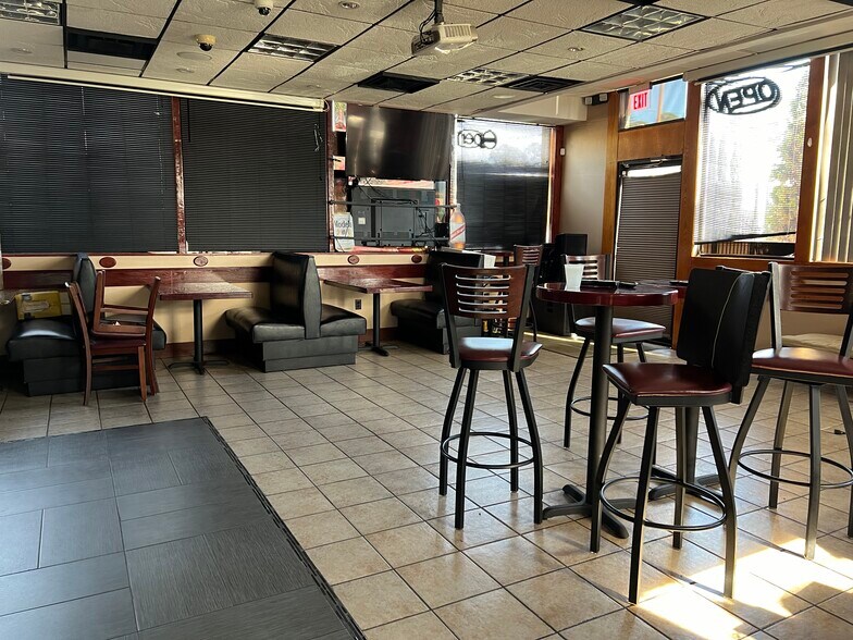 More Photos Of 5038 Memorial Dr, Stone Mountain Freestanding For Sale