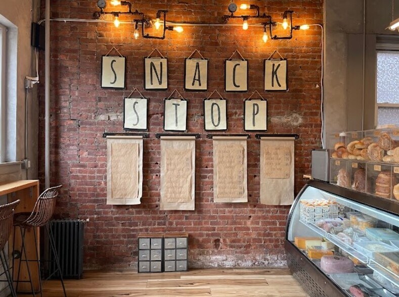 More Photos Of 316-318 Broad Ave, Leonia Storefront Retail Office For Lease