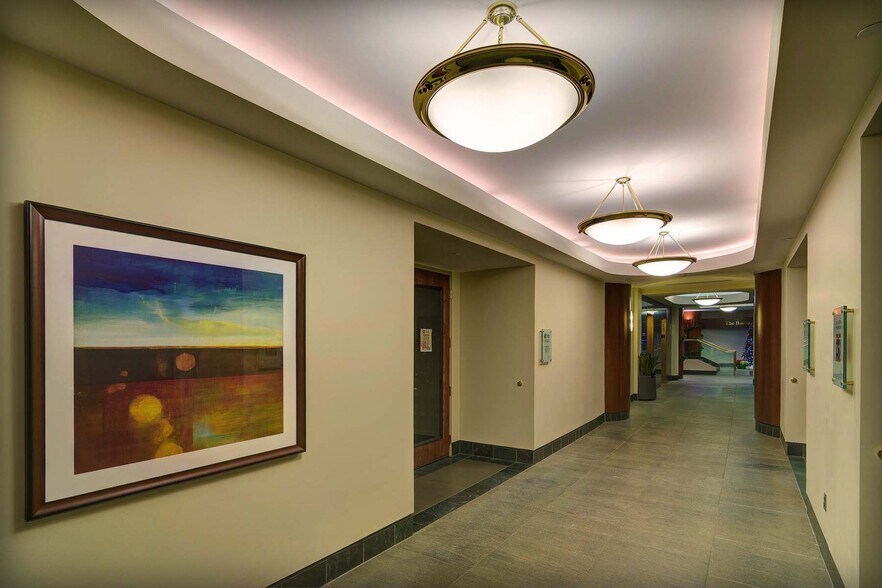 More Photos Of 70 Michigan Ave W, Battle Creek Office Residential For Lease