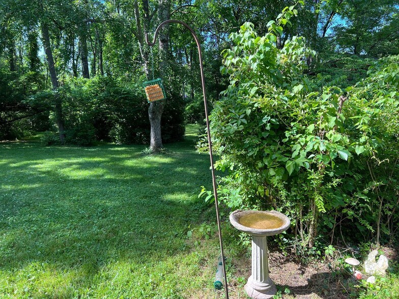 More Photos Of 6230 Lower York Rd, New Hope Freestanding For Sale