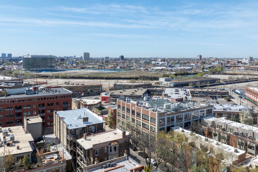 More Photos Of 2000 N Racine Ave, Chicago Loft Creative Space For Lease