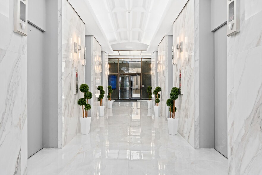 More Photos Of 615 N Upper Broadway St, Corpus Christi Office For Sale