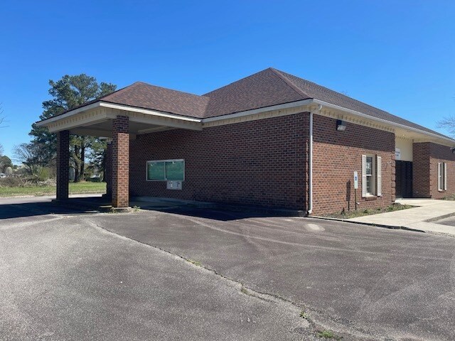 More Photos Of 115 Main St, Roxobel Bank For Sale