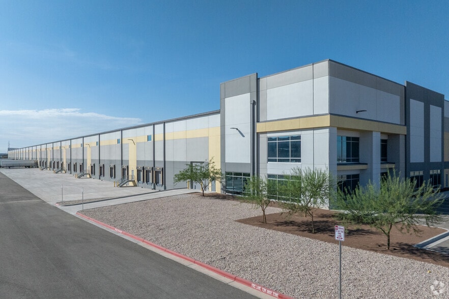 More Photos Of Gateway Blvd W, El Paso Unknown For Lease