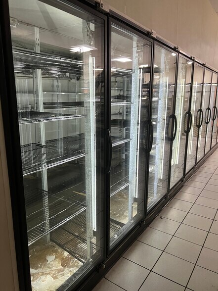 More Photos Of 10111 N Lamar Blvd, Austin Fast Food For Sale
