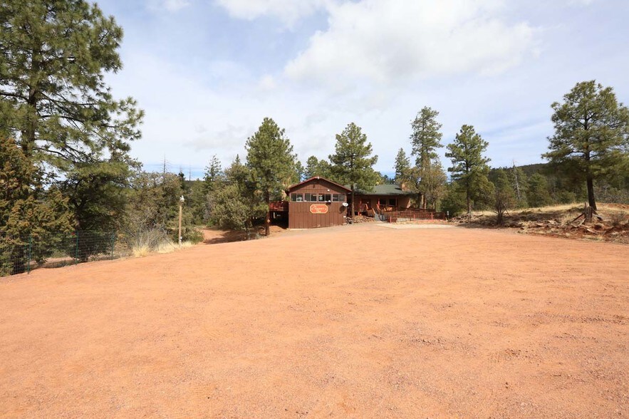 More Photos Of 7783 W Ralls Dr, Strawberry Restaurant For Sale