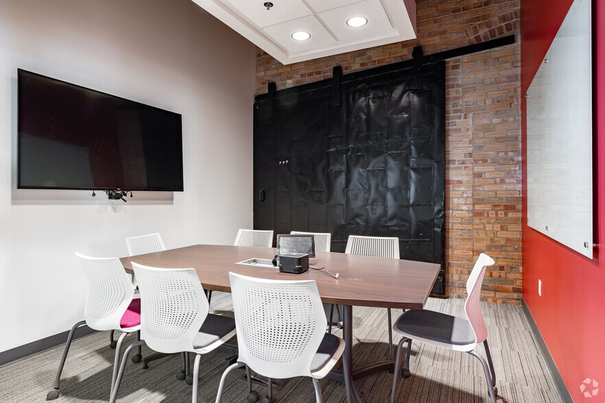 More Photos Of 225-251 E 20th St, Ogden Office For Lease