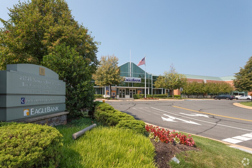 More Photos Of 45745 Nokes Blvd, Dulles Flex For Lease