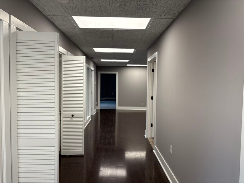 More Photos Of 6099 Riverside Dr, Dublin Office For Lease