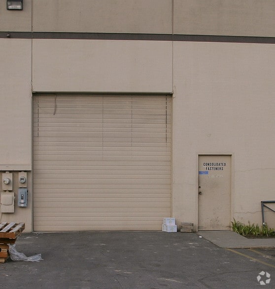 More Photos Of 3943-3949 S 500 W, Salt Lake City Light Manufacturing For Lease