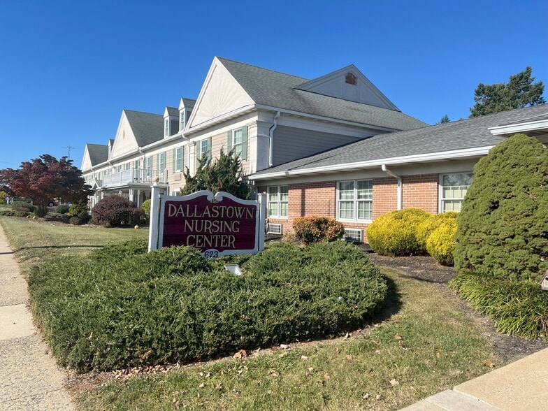 More Photos Of 621-623 E Main St, Dallastown Healthcare For Sale