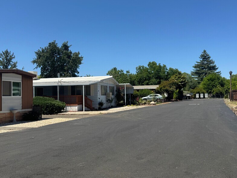 More Photos Of 5495 5th St, Kelseyville Manufactured Housing Mobile Home Park For Sale