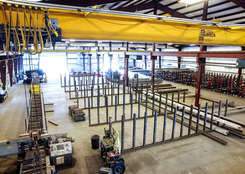 More Photos Of 8102 County Road 313 E, Tyler Distribution For Sale