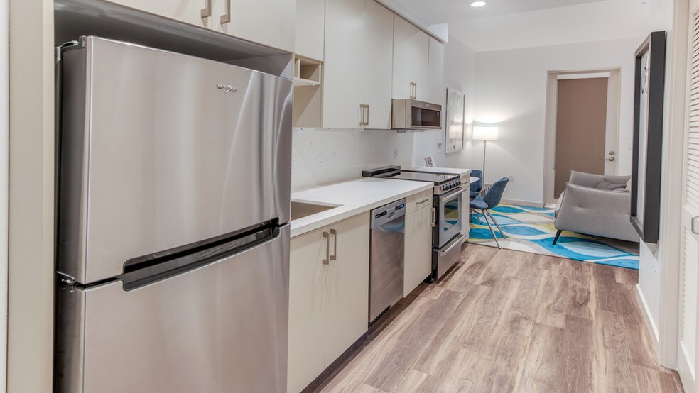 More Photos Of 378 Embarcadero W, Oakland Apartments For Lease