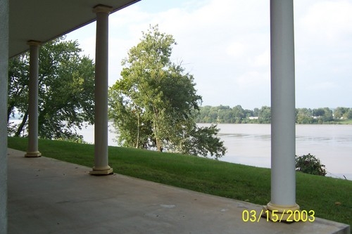 Primary Photo Of 100-101 Washington St, Greenup Office For Sale