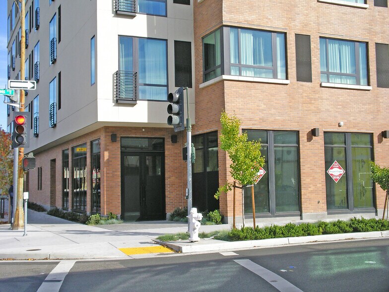 More Photos Of 300 Davis St, Santa Rosa Hotel For Lease