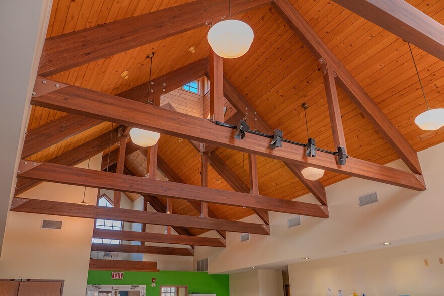 More Photos Of 466 State Route 12, Flemington Schools For Lease