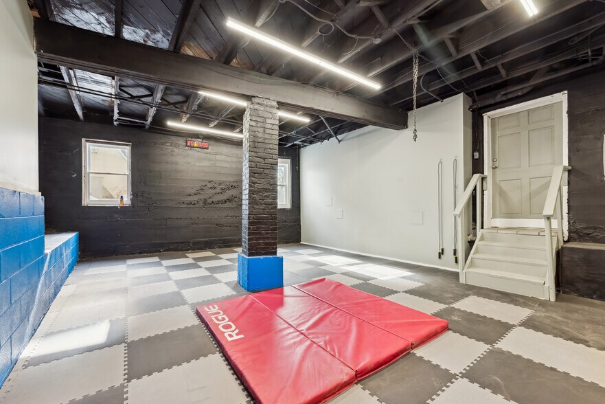 More Photos Of 322 Wanaque Ave, Pompton Lakes Storefront For Lease