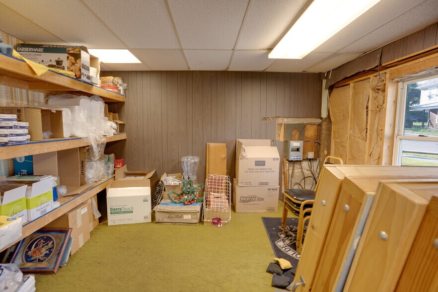 More Photos Of 236 N Main St, Milroy General Retail For Sale