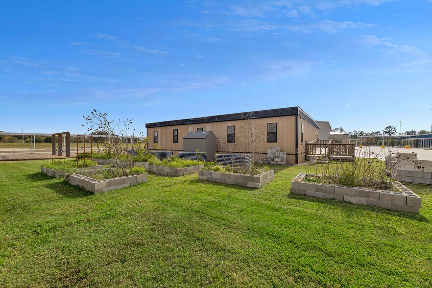 More Photos Of 7720 Park North Dr, Beaumont Schools For Sale