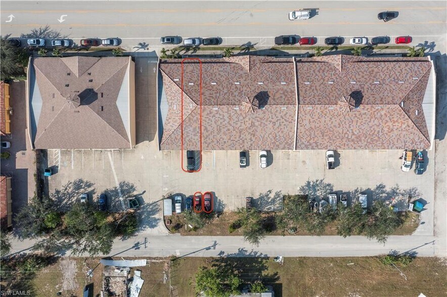More Photos Of 4519 SE 16th Pl, Cape Coral Light Distribution For Sale