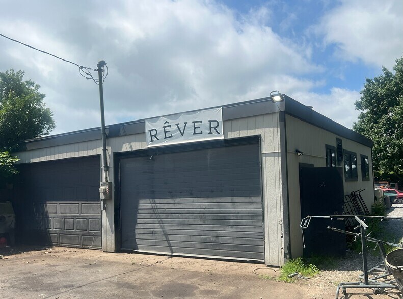 More Photos Of 1640 Montauk Hwy, Water Mill Auto Repair For Sale