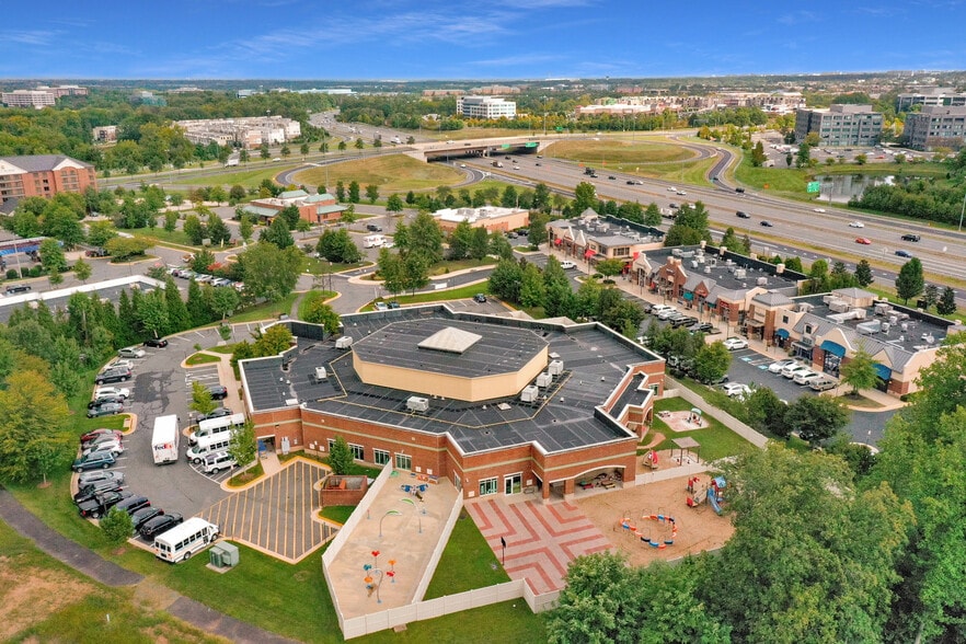 More Photos Of 5003 Westone Plz, Chantilly Schools For Sale