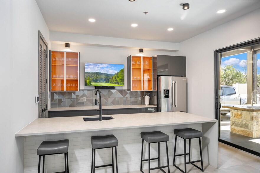 More Photos Of 7231 Stonewall Bnd, San Antonio Specialty For Sale