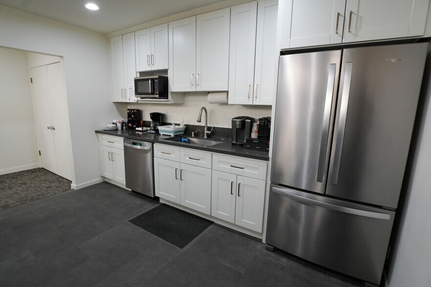 More Photos Of 11227-11229 Valley Blvd, El Monte Office For Sale