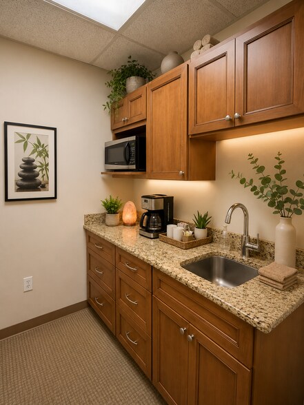 More Photos Of 2650 Bahia Vista St, Sarasota Medical For Sale