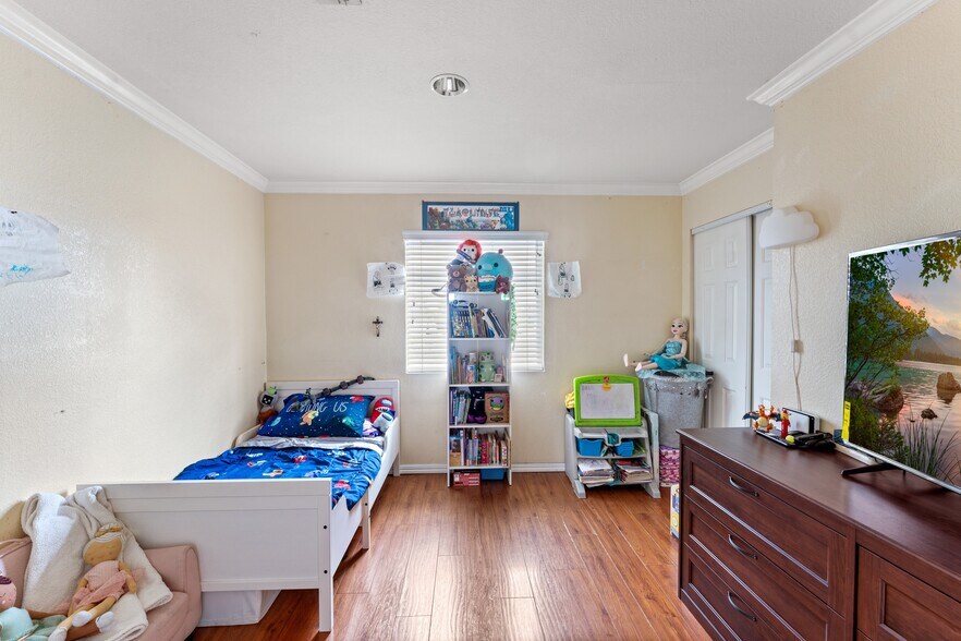 More Photos Of 8720 Villa Dr, Whittier Apartments For Sale