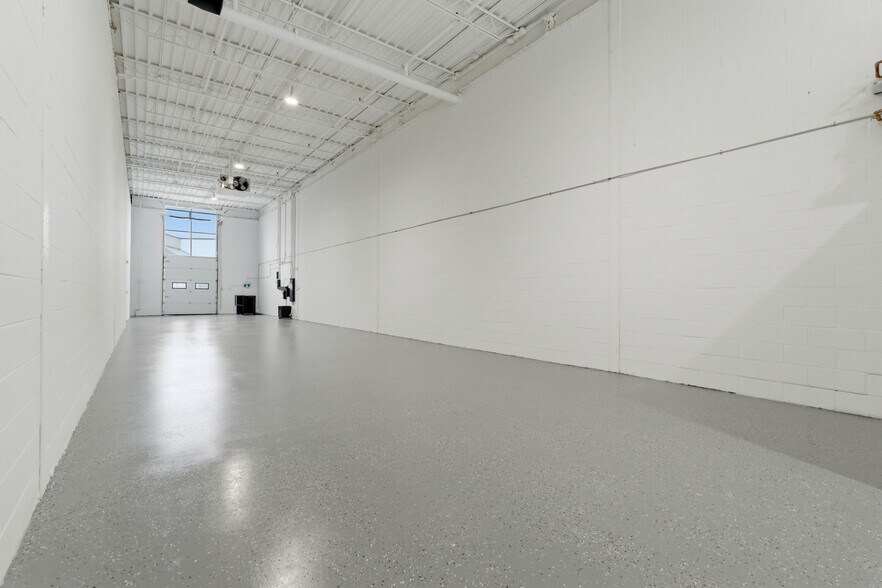 More Photos Of 397 Humberline Dr, Toronto Warehouse For Sale