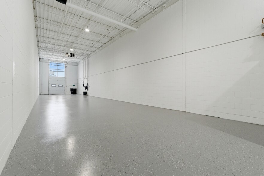 More Photos Of 397 Humberline Dr, Toronto Warehouse For Sale