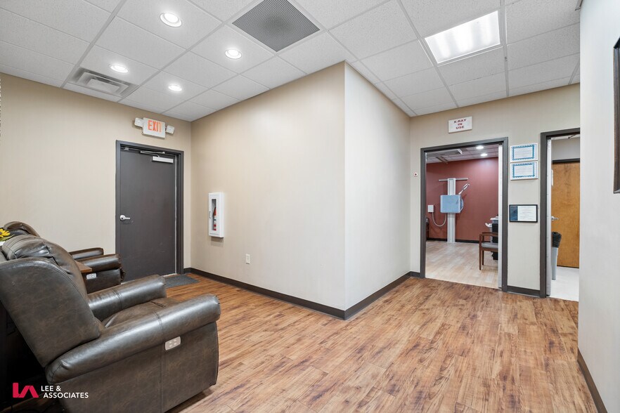 More Photos Of 2774 N Decatur Rd, Decatur Medical For Sale