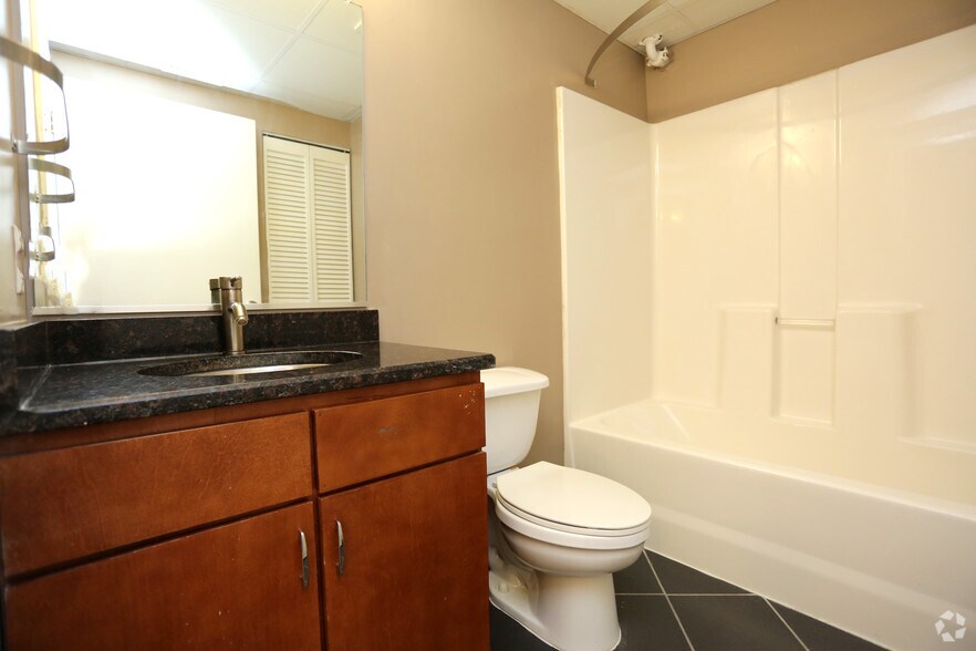 More Photos Of 17 N 18th St, Richmond Apartments For Lease