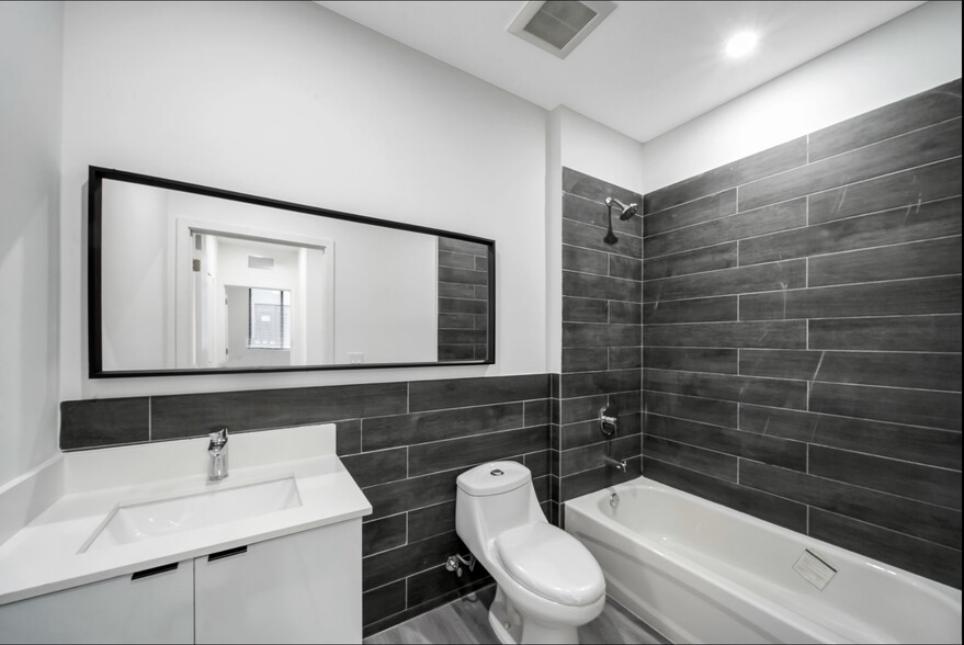 More Photos Of 909 E 24th St, Hialeah Apartments For Sale