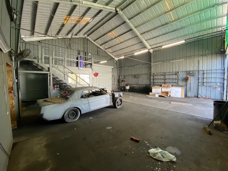 More Photos Of 7620 North Ave, Lemon Grove Service For Lease