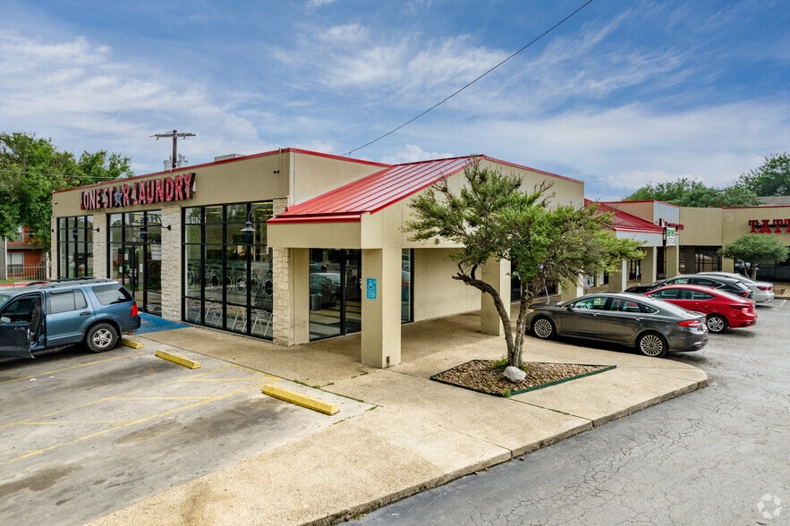 More Photos Of 8341-8381 Perrin Beitel Rd, San Antonio Unknown For Lease