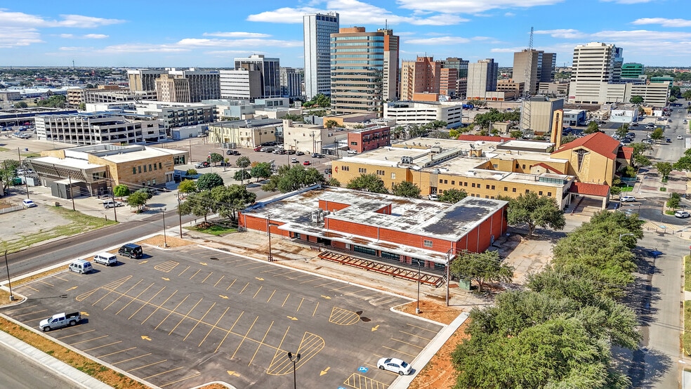 Primary Photo Of 201 E Illinois Ave, Midland Office For Sale