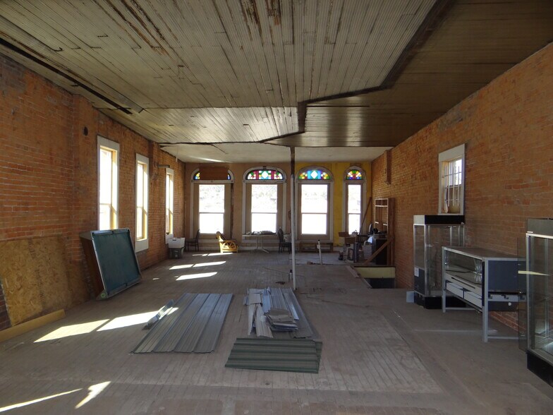 More Photos Of 466 W Main St, Trinidad General Retail For Sale