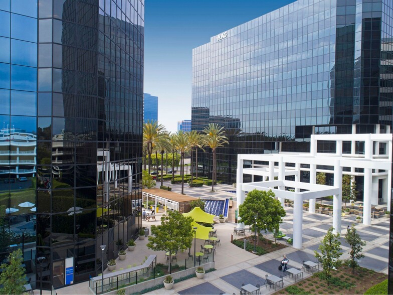 More Photos Of 18100 Von Karman Ave, Irvine Unknown For Lease