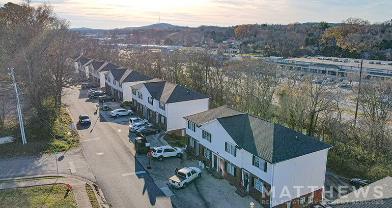 More Photos Of 615 Brown Ave NW, Cleveland Apartments For Sale