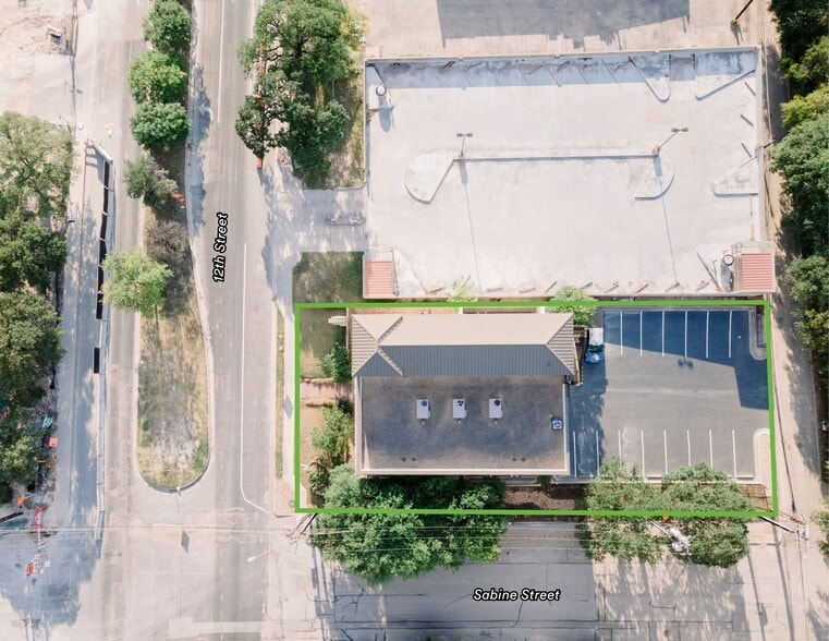 More Photos Of 614 E 12th St, Austin Office For Sale