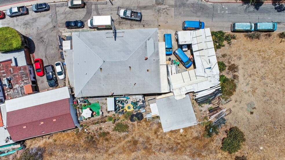 More Photos Of 21249 Pacific Coast Hwy, Malibu Storefront Retail Residential For Sale