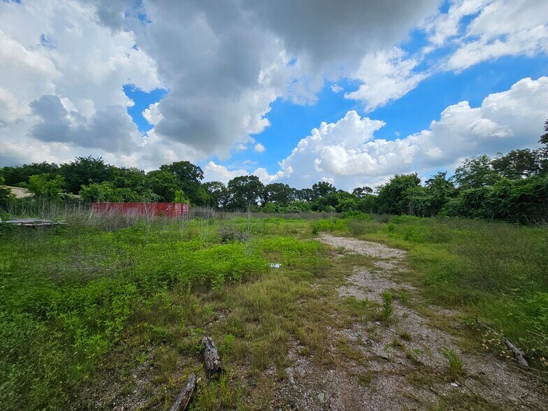 More Photos Of 6007 Van Zandt St, Houston Land For Lease