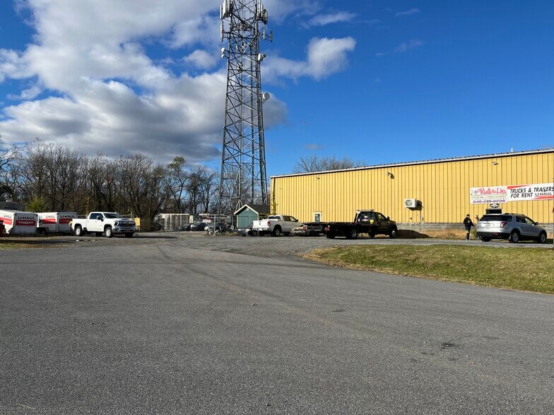 More Photos Of 947 Commonwealth Ave, Hagerstown Warehouse For Sale