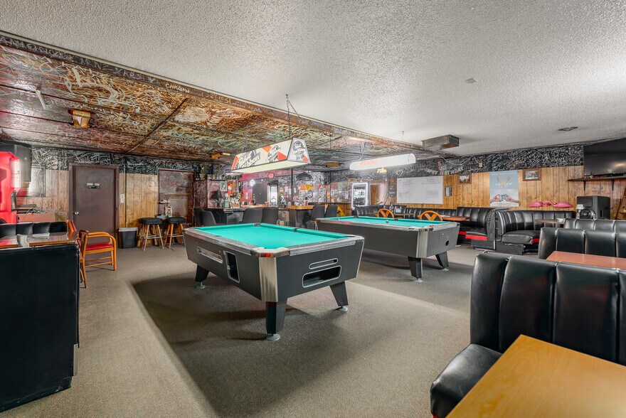 More Photos Of 125 Opresik Ln, Myrtle Creek Bar For Sale