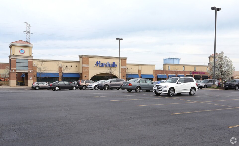 More Photos Of 2400-2438 Main St, Evanston General Retail For Lease