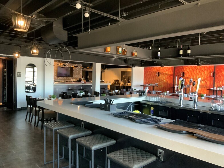 More Photos Of 5538 N 7th St, Phoenix Restaurant For Lease