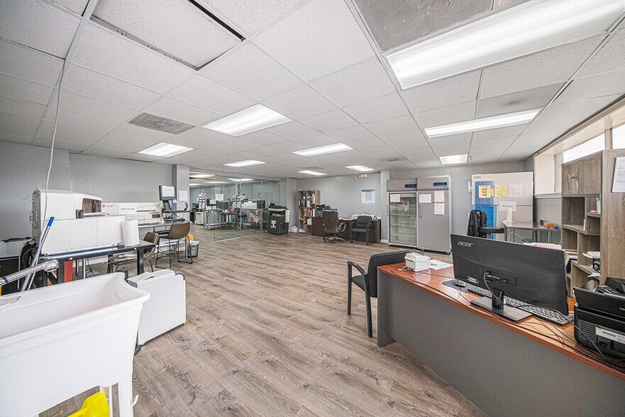 More Photos Of 35540 W Michigan Ave, Wayne Office For Sale